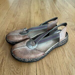 Rieker Dasiy Antistress Closed Toe Leather Flats Women's EU Size 42
